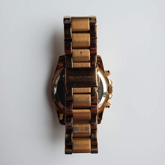 Michael Kors Rose Gold Watch - Picture 2 of 4